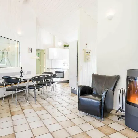 Holiday home Four-Bedroom Holiday Home In Norre Nebel 2