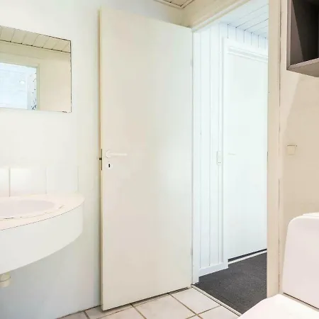 Holiday home Four-Bedroom Holiday Home In Norre Nebel 2 *