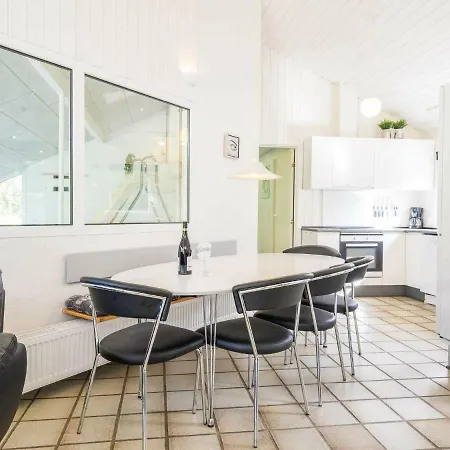 Four-Bedroom Holiday Home In Norre Nebel 2 Holiday home Oksbol (Syddanmark)