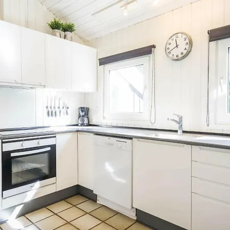 Holiday home Four-Bedroom Holiday Home In Norre Nebel 2 *