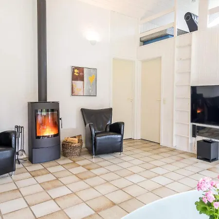 Holiday home Four-Bedroom Holiday Home In Norre Nebel 2
