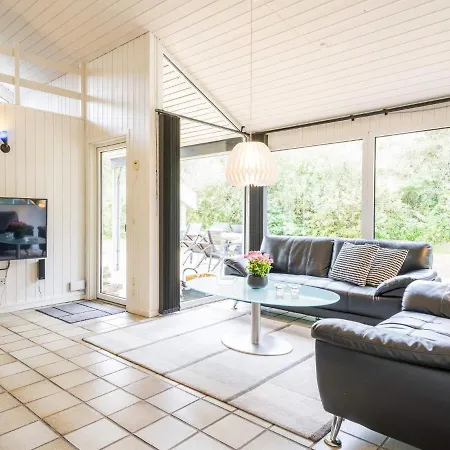 Four-Bedroom Holiday Home In Norre Nebel 2 Holiday home *